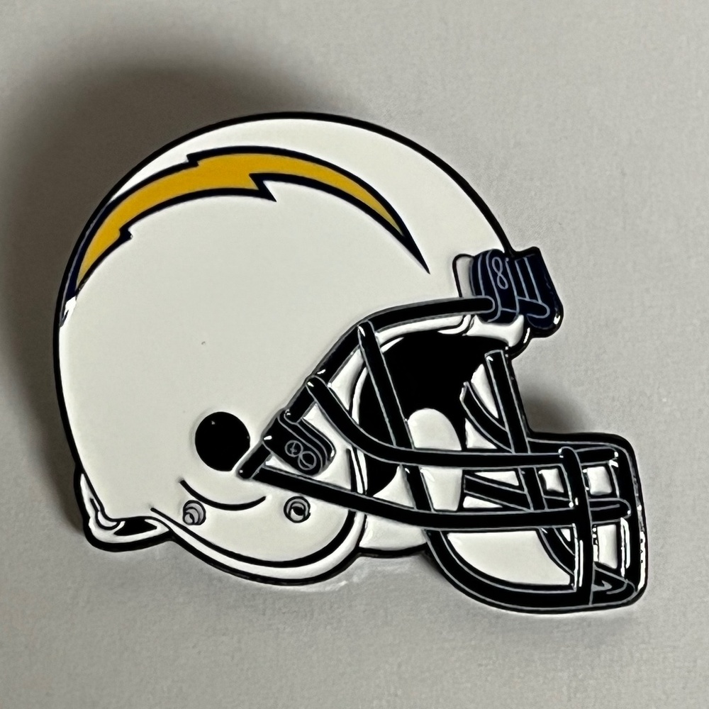 Los Angeles LA Chargers Helmet Hat Pin Pins Hats Bag Football Fitted New Era